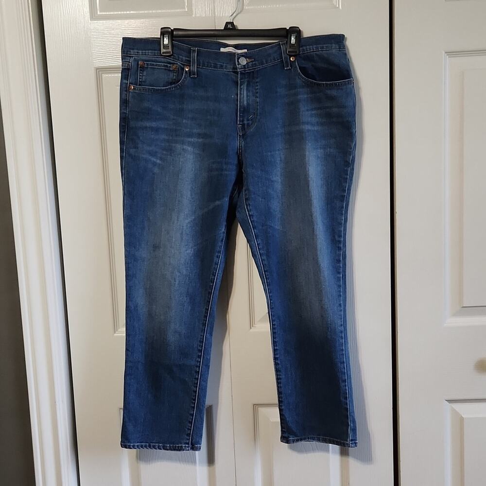 Levi's Women's Medium Wash Boyfriend Jeans 38X35 Straight Zip Button‎ Western